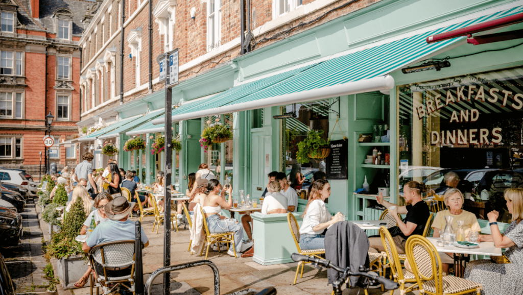 Outdoor_Dining_In_Liverpool